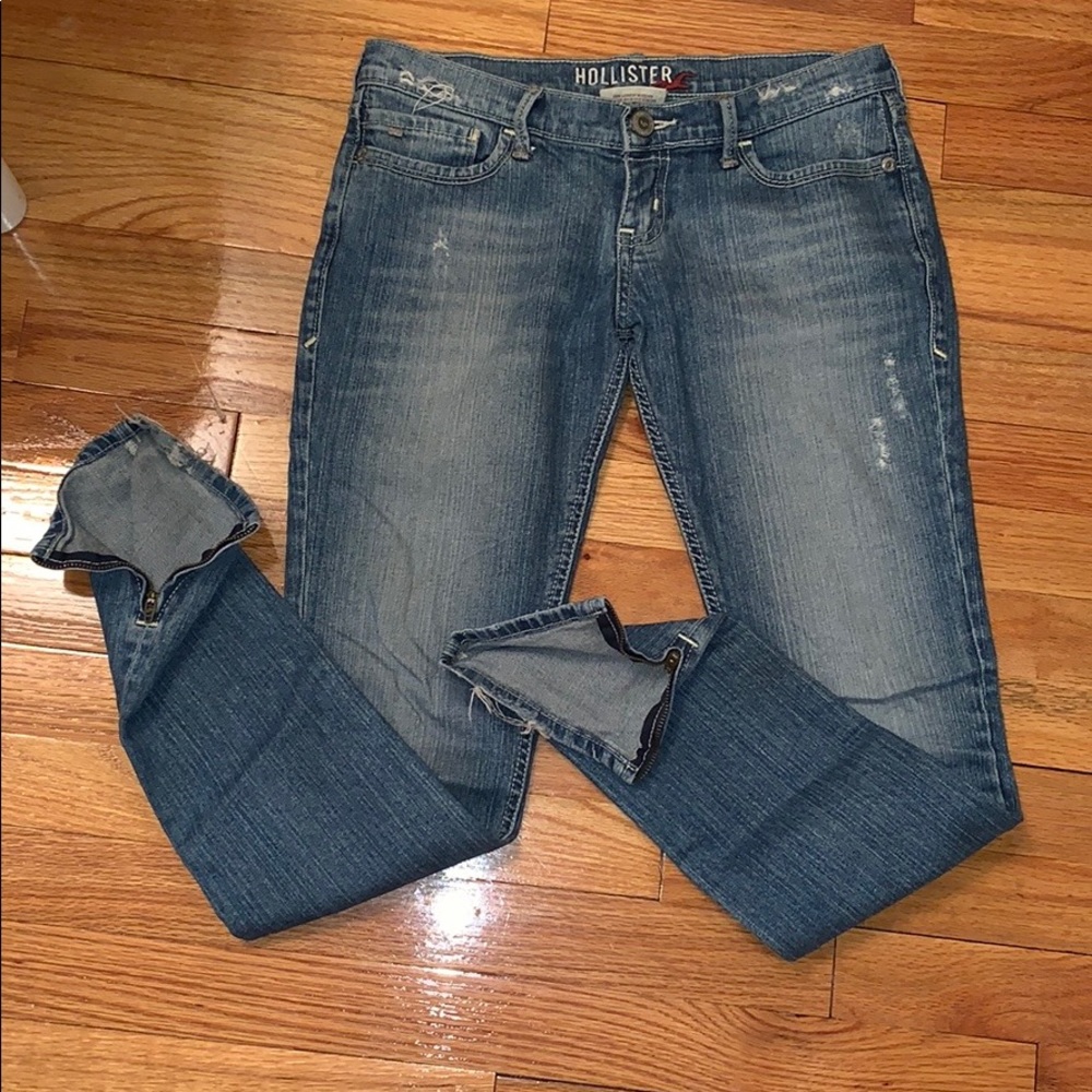 ❗️2/$15❗️HOLLISTER Low-Rise Skinny Fit Jeans